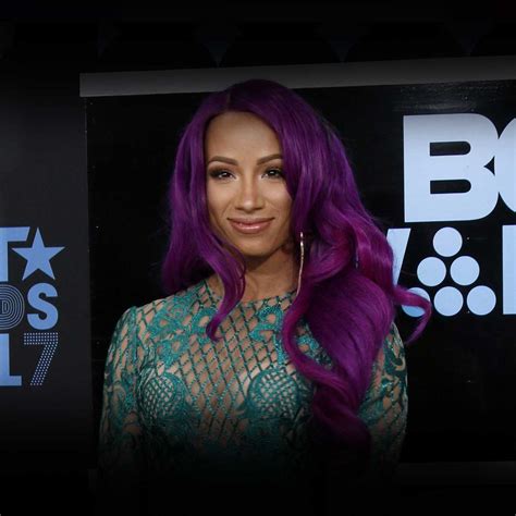 sasha banks hot pics|Sasha Banks Welcomes Fans To Her Jungle With Jaw Dropping。